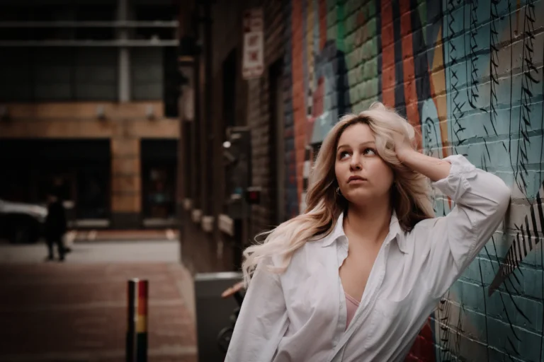 urban senior photo session at downtown cincinnati ohio with local murals